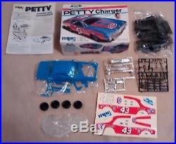 RICHARD PETTY MODELS IN BOX MPC 1-1713 CHARGER AMT T229 DODGE DART MPC 1-1708 C
