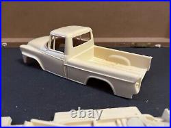 R&R RESIN 1956 International Harvester Pickup Truck Kit 1/25 McM