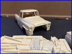 R&R RESIN 1956 International Harvester Pickup Truck Kit 1/25 McM