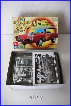 Rare 1/25 George Barris The Monkees Mobile Kustom AMT Autographed Model MIB