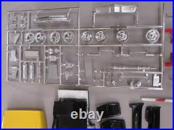 Rare AMT Y912-200 1969 CORVETTE STING RAY 125 model kit mint withbox