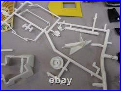 Rare AMT Y912-200 1969 CORVETTE STING RAY 125 model kit mint withbox