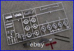 Rare UNBUILT VINTAGE AMT ORIGINAL ANNUAL KIT 1970 1/2 Camaro SS396 SS 396 Y720