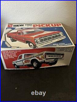 Rare Vintage. 1975 AMT New Ford Pickup Model Open Box All Parts Complete