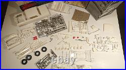 Rare Vintage AMT 1962 3 in 1 Ford Hardtop Model Car Kit 1/25 Scale