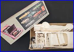 Rare Vintage Model Kit #61-149 AMT 1961 Ford Convertible K111 Open Box Unbuilt