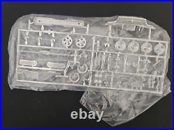 Rare Vintage Model Kit AMT 1966 Ford Thunderbird Conv 6216-150 Barris Unbuilt