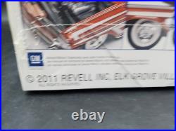 Revell California Wheels 59 Chevy Impala Convertible Model 1/25 Scale