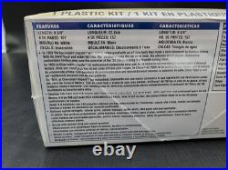 Revell California Wheels 59 Chevy Impala Convertible Model 1/25 Scale