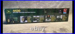 Sealed 1/25 Scale AMT/ERTL John Deere 4430 Tractor Plastic Model Kit #15006