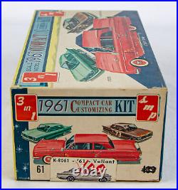 Sealed AMT K-8061 Valiant 1961 Compact Customizing 125 Scale Model Car Kit