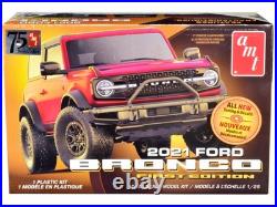 Skill 2 Model Kit 2021 Ford Bronco First Edition 1/25 Scale Model by AMT