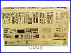 Skill 3 Model Kit Construction Bulldozer & Lowboy Trailer Set 1/25 Amt Amt1218