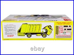 Skill 3 Model Kit Ford C-900 GarWood Refuse Garbage Truck with Load-Packer 1/25