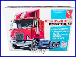 Skill 3 Model Kit GMC Astro 95 Truck Tractor 1/25 Scale Model by AMT