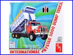 Skill 3 Model Kit International PayStar 5000 Dump Truck 1/25 Scale Model by AMT