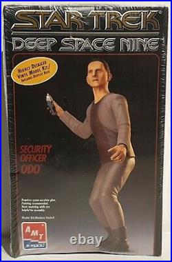 Star Trek Security Officer Odo & Quark Model Kits Made Bby Amt / Ertl In 1995