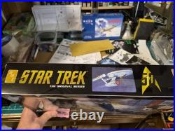 Star Trek USS Enterprise NCC-1701 50th Anniversary Kit 1650 Scale