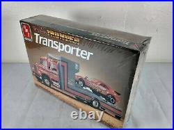 Tennessee Thunder Transporter AMT ERTL 125 Model Kit # 6636