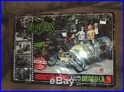 The Munsters 2 Car Model Kits New In Tin Box Herman Koach & Dragula Barris Amt