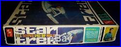 VINTAGE 1966 STAR TREK U. S. S. ENTERPRISE Space Ship Model Kit 921-200 AMT