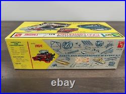 VINTAGE AMT 1960 BUICK CONVERTIBLE KIT FREE SHIPPING Original and Unstarted