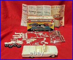 VINTAGE AMT 1961 FORD CONVERTIBLE CUSTOMZING K-111 MODEL KIT WithORIG BOX & INST
