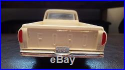 VINTAGE AMT 1961 FORD TRUCK UNIBODY MINT WHITE FOMOCO PROMO PROMOTIONAL MODEL