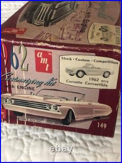 VINTAGE AMT 1962 K912 CORVETTE CONVERTIBLE MODEL KIT OPEN BOX Unassembled Kit VINTAGE AMT 1962 K912 CORVETTE CONVERTIBLE MODEL KIT OPEN BOX Unassembled Kit