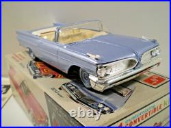 VINTAGE AMT 3 in1 1959 PONTIAC CONVERTIBLE BUILT MODEL KIT FOR RESTORATION VINTAGE AMT 3 in1 1959 PONTIAC CONVERTIBLE BUILT MODEL KIT FOR RESTORATION