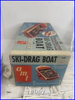 VINTAGE ORIGINAL 1/25 SCALE 1963 AMT SKI-DRAG BOAT WithTRAILER