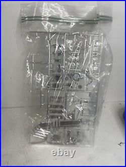 VINTAGE ORIGINAL 1/25 SCALE 1963 AMT SKI-DRAG BOAT WithTRAILER