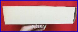 VINTAGE SMP AMT 1962 WHITE IMPERIAL 2 DOOR 125 SCALE WithBOX PROMO CAR