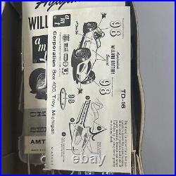 VINTAGE amt Agajanian's Willard Battery Special 1/25 #2190-150 Indy 500 Winner