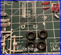 VTG AMT 1969 Ford Thunderbird 125 Scale Car Model Kit # Y901-200 REDLINE HTF