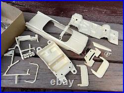 VTG AMT 3 in 1 Customizing Model Kit 139 EDSEL Convertible Unbuilt 1950s Pontiac