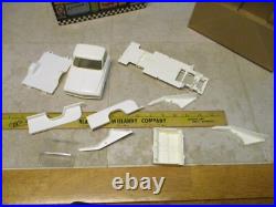 VTG AMT Model 1967 Fleetside Custom Sport Truck Wrecker 1/25 8747-200 Parts #1