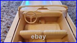 Vintage 1960 Ford Sunliner Convertible AMT Model Kit