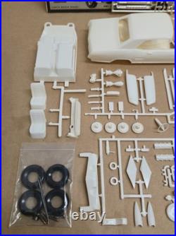 Vintage 1963 BUICK RIVIERA AMT Original 1963 ISSUE 1/25 Plastic Model Kit