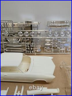 Vintage 1963 BUICK RIVIERA AMT Original 1963 ISSUE 1/25 Plastic Model Kit