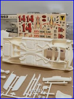 Vintage 1963 BUICK RIVIERA AMT Original 1963 ISSUE 1/25 Plastic Model Kit