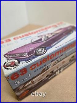 Vintage 1963 BUICK RIVIERA AMT Original 1963 ISSUE 1/25 Plastic Model Kit