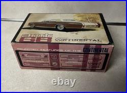 Vintage 1968 AMT Lincoln Continental Model Kit With Box & Instructions