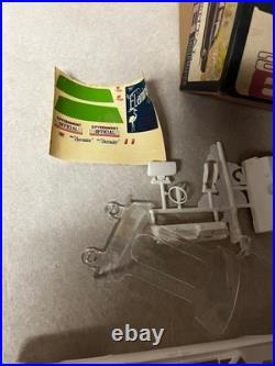 Vintage 1968 AMT Lincoln Continental Model Kit With Box & Instructions