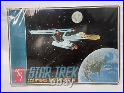 Vintage 1968 AMT S951 250 Star Trek USS Enterprise Model Kit Sealed