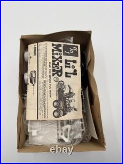 Vintage 1970 Lil Mixer Model Show Car Kit T304-225 1/25 Scale with Instructions