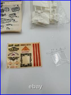 Vintage 1970 Lil Mixer Model Show Car Kit T304-225 1/25 Scale with Instructions
