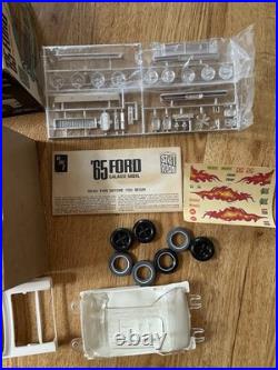 Vintage 1970's Model Car Kit Lot of 8 Revell AMT Testors 125 1/25 1 sealed EXC