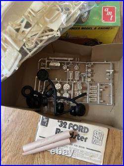Vintage 1970's Model Car Kit Lot of 8 Revell AMT Testors 125 1/25 1 sealed EXC