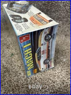 Vintage 1972 Ford Mustang Mach I Road Racer AMT Model Car Kit T-425-225 Sealed